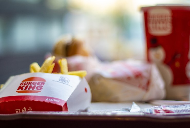 Burger King e la taglia del whopper: troppo piccolo
